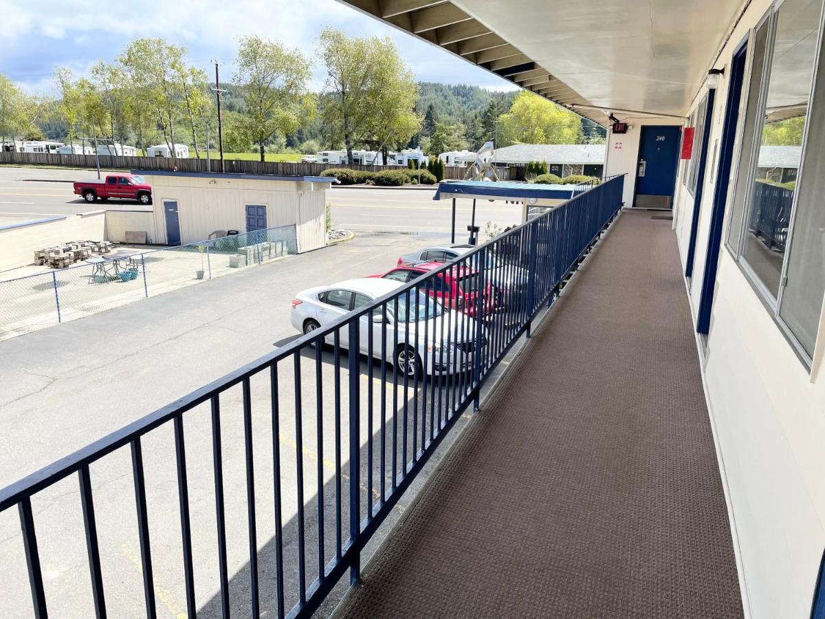 Economy Inn Reedsport Exterior foto